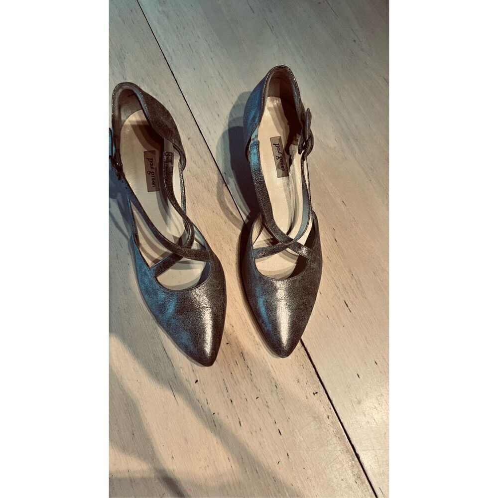 PAUL GREEN SILVER LEATHER POINTED TOE HEELS SZ 9